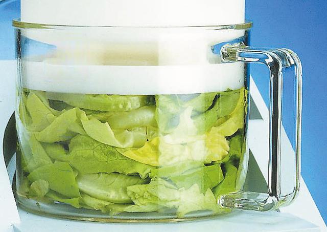 Retsch Knife Mill GRINDOMIX GM 200, complete with 1 litre grinding container of autoclavable plastic, standard lid and knife of stainless steel, 220–240 V, 50/60 Hz Retsch Knife Mill GRINDOMIX GM 200, complete with 1 litre grinding container of autoclavable plastic, standard lid and knife of stainless steel, 220–240 V, 50/60 Hz