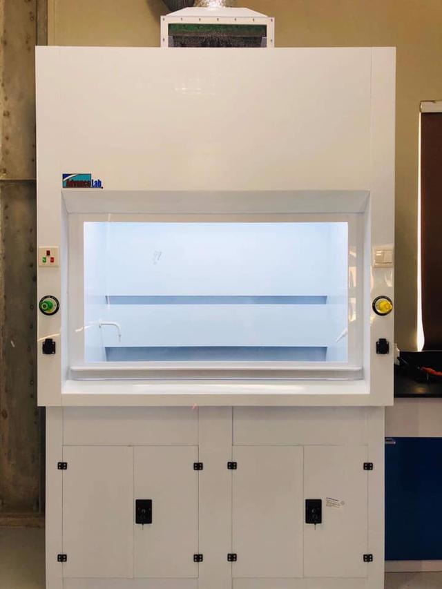 Polypropylene Fume Hood, ducted, (mm) 1520 x 920 x 2420