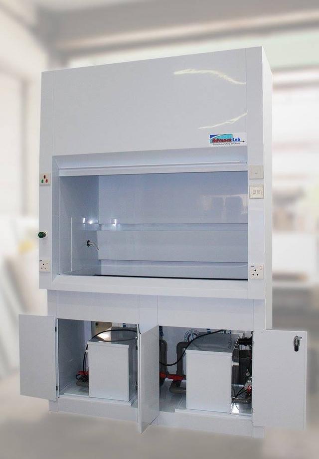 Polypropylene Fume Hood, ducted, (mm) 1520 x 920 x 2420