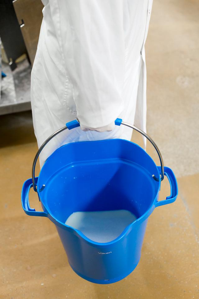 Bucket, 20 Litre, White