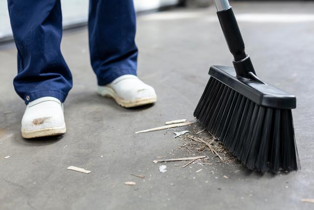 Broom, 330 mm, Very hard, Yellow