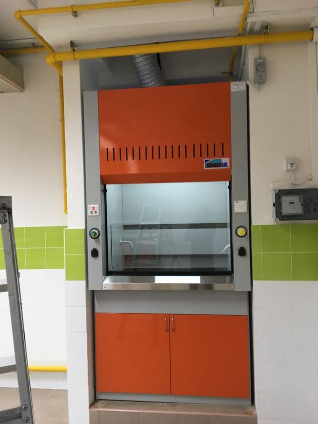 General Purpose Fume Hood, ducted, (mm) 1220 x 920 x 2420