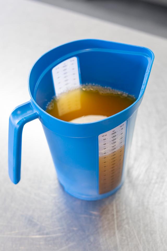 Measuring jug, 2 litre, , Blue