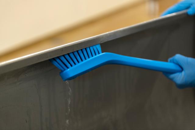 Narrow Cleaning Brush with Long Handle, 420 mm, Hard, Blue