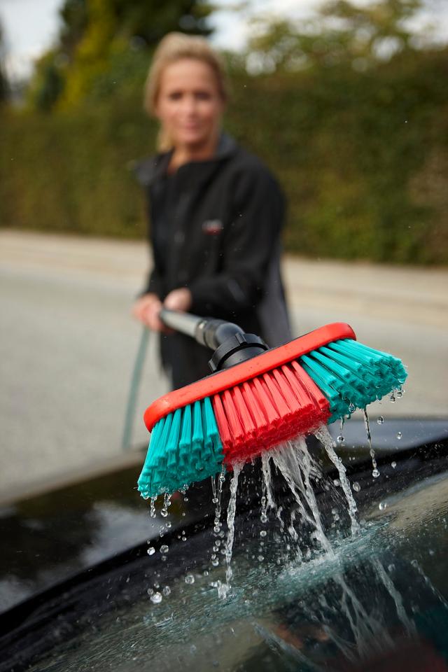 Vehicle Brush, waterfed, 250 mm, Soft/split, Black