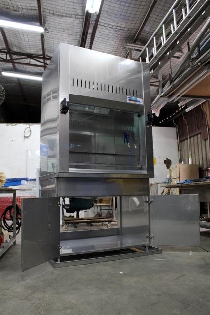 Stainless Steel 304 Fume Hood, ducted, (mm) 1520 x 920 x 2420