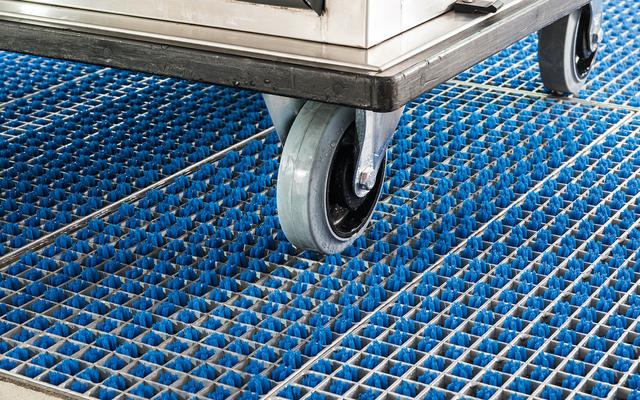 ProfilGate® si55 aqua, WLH (mm) 1468 x 1995 x 55, 1 x Stainless Steel Tray, 8 x Grate ProfilGate® si55 aqua, WLH (mm) 1468 x 1995 x 55, 1 x Stainless Steel Tray, 8 x Grate