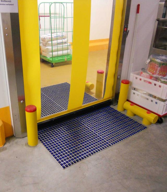 ProfilGate® si55 aqua, WLH (mm) 1116 x 1026 x 55, 1 x Stainless Steel Tray, 3 x Grate ProfilGate® si55 aqua, WLH (mm) 1116 x 1026 x 55, 1 x Stainless Steel Tray, 3 x Grate